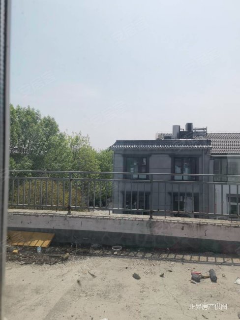 东四环马渡5号院送大花园的养生别墅.有钥匙随时看房