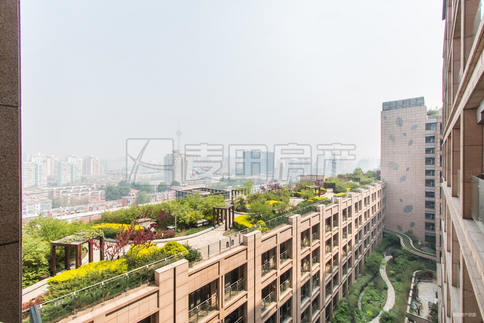 2012年楼盘万寿路地铁口国悦府装修保养新南北四居