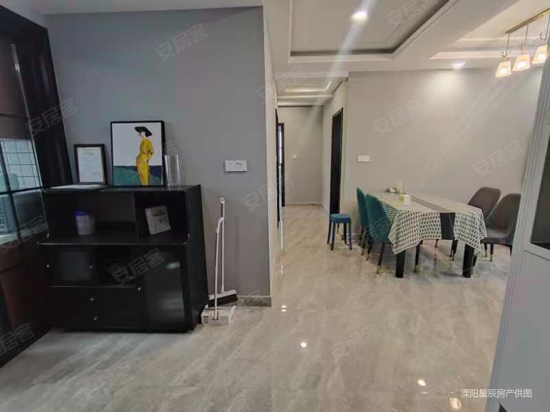 御水景城3室2厅2卫128㎡南北79.8万