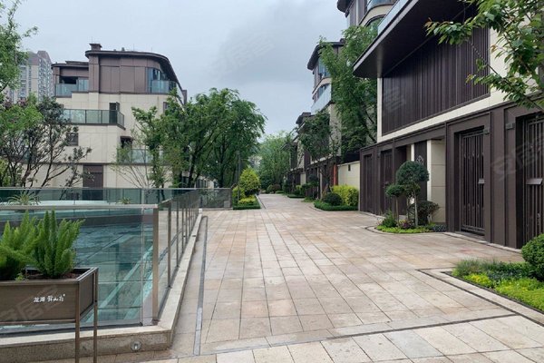 龙湖舜山府(三期洋房)