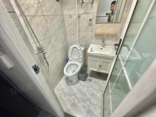 杭州上城九堡客运站九堡家苑三区整租 毕业季活动 短租  押一付一
