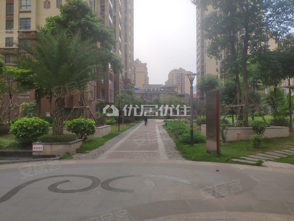 南宁江南白沙大道中旭中央城房子干净整洁租金押金可面议欢迎您随时来