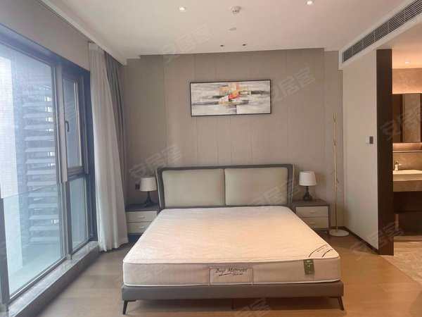 成都武侯高攀路保利天悦中心(商住楼)仅剩一套  高端服务式公寓  地铁