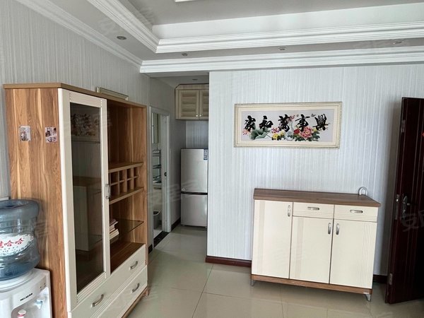 重庆永川人民广场康安尚都(二期)紧邻万达,妇幼保健院对面,精装两室