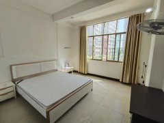 南康宝辉酒店旁单间出租一房一卫420到580一个月干净卫生