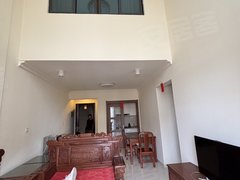 北流北流城区城区197平方复式4房4卫 精装修 保养新净  拎包入住出租房源真实图片