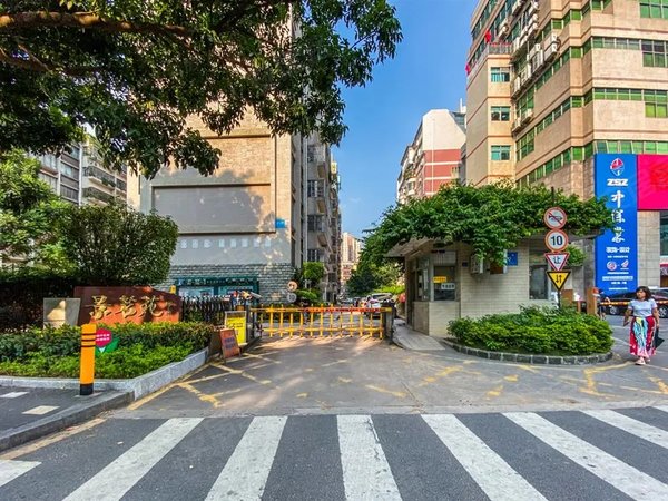 苑,景田北租房,景茗苑 小高层电梯8楼 安静南北通 带车位近地铁景田站