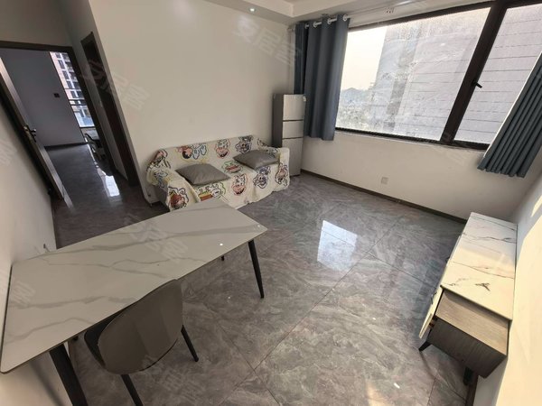 嘉兴南湖新丰镇和雅新家园林泾里林泾里2室1厅1卫，带阳台，近邬桥，开发区，押一付一，可短租出租房源真实图片