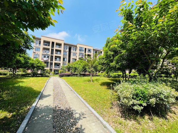 杭州富阳银湖梓树花苑(公寓住宅)梓树花苑边套3房2卫 温馨装修 楼层好