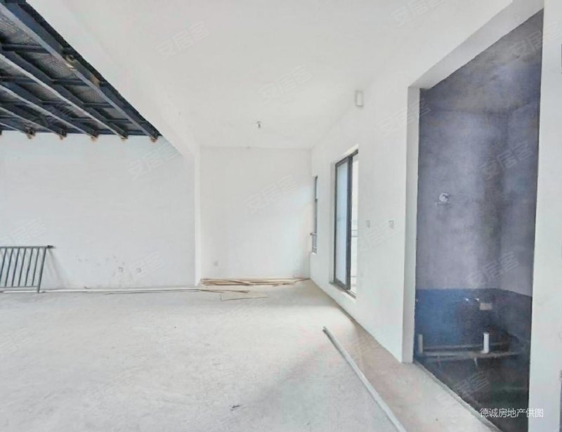 上叠端户,已搭建好,3个平台,带车位,明厨明卫,位置安静,朗基御今缘