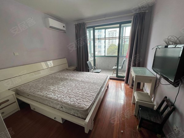 【多图】龙馨嘉园,彭浦租房,龙馨嘉园 2室2厅2卫 南北通透 精装修