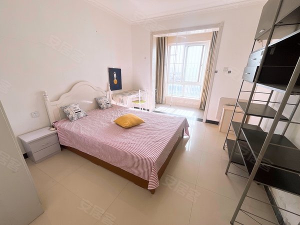 郑州郑东新区东风东路祥悦苑主卧带阳台洗手池 朝南采光好 实体墙