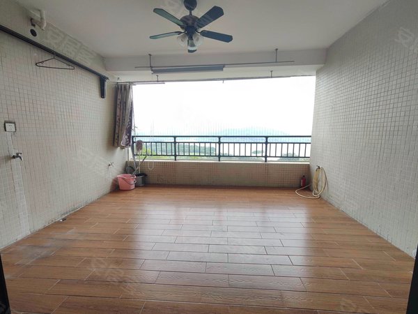 【多图】景亿山庄,布心租房,景亿山庄,精装4房,部分家私,租金便宜