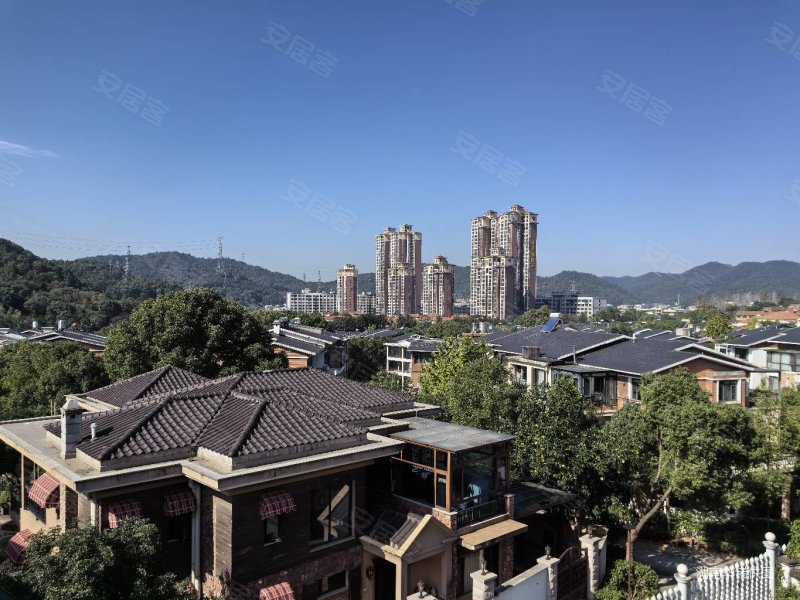 长沙房产网>长沙二手房>岳麓二手房>含浦二手房>卓越麓山别墅(别墅)>