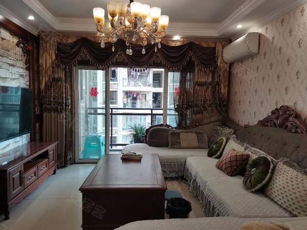 重庆永川永川老城俊豪中央大街一期中央大街的房子!住家豪装出租!