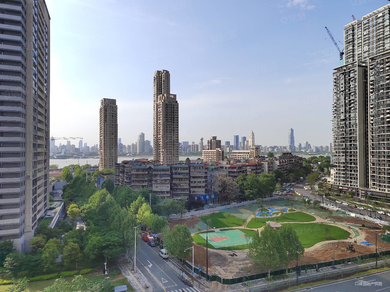 四阳台 罕两房户型,客厅可看江,好楼层,价格可谈,融侨华府二手房,173