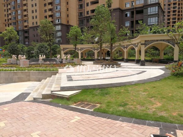 南宁青秀凤岭北江川悦城江川悦城  精装三房    拎包入住出租房源真实