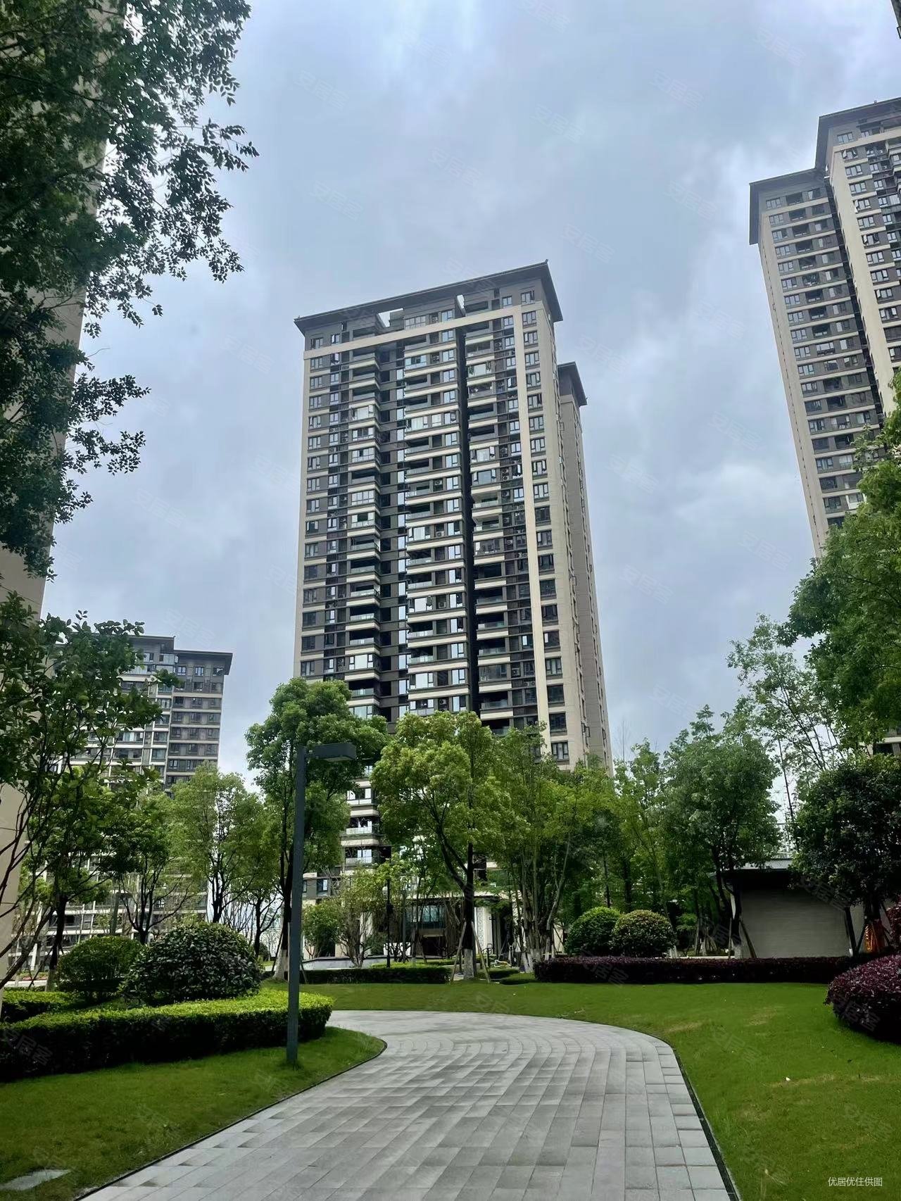 重庆房产网>重庆二手房>沙坪坝二手房>土主二手房>融创文旅城御逸>