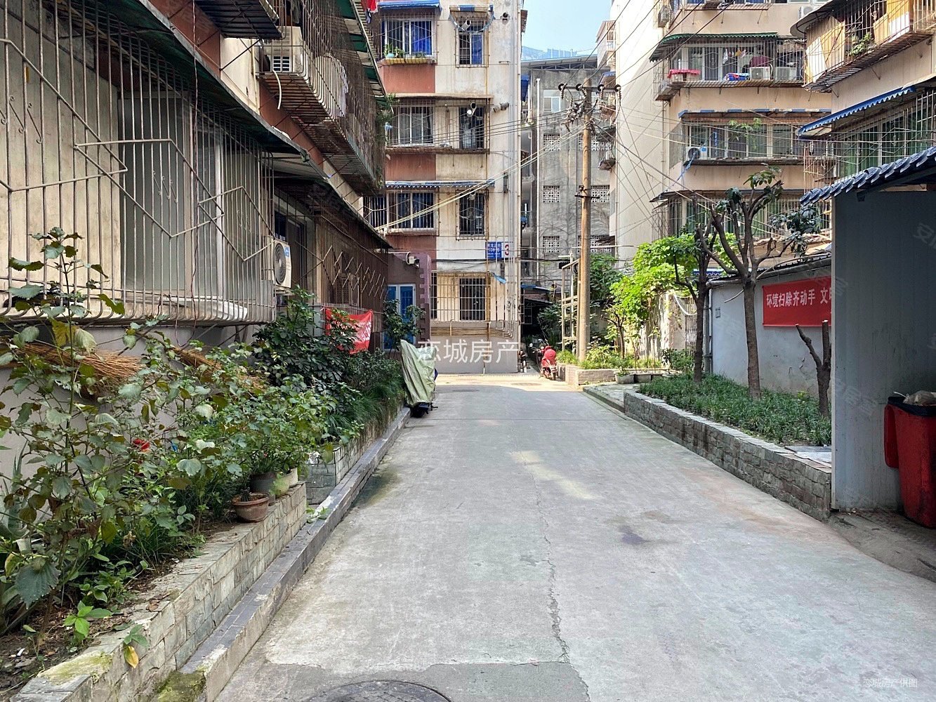 成都房产网>成都二手房>锦江二手房>东大街二手房>龙井苑>