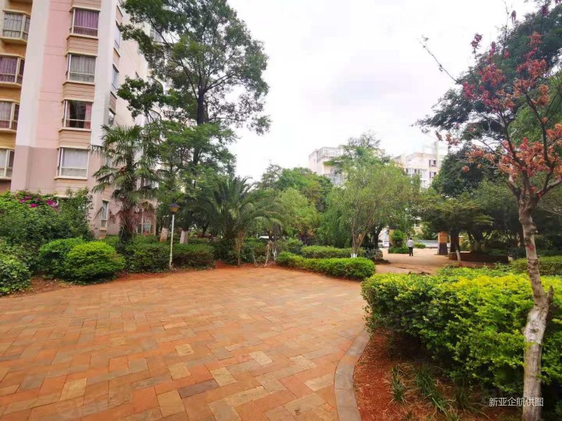 70年产权北市区车场旁华龙人家品质小区精装价格便宜