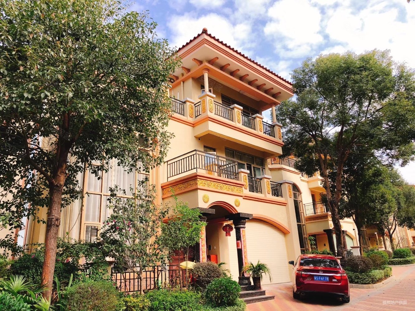 上下三层,观音山1号(别墅)二手房,350万,6室2厅,4卫,200平米-东莞安居