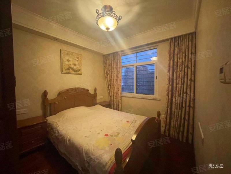 00万元难找房子,银城千花溪二手房,490万,4室2厅,2卫,123.