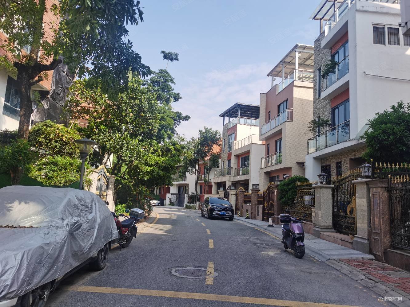 南沙滨海半岛(别墅)5室3厅4卫276㎡西南960万