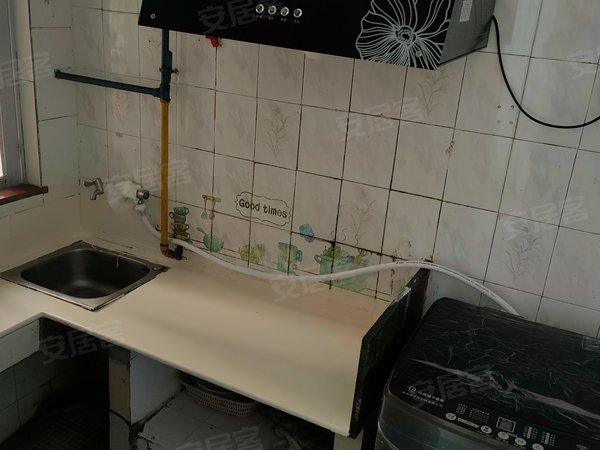 深圳罗湖人民南德兴大厦九号线地铁口精装2房1厅双地铁往来深港通达