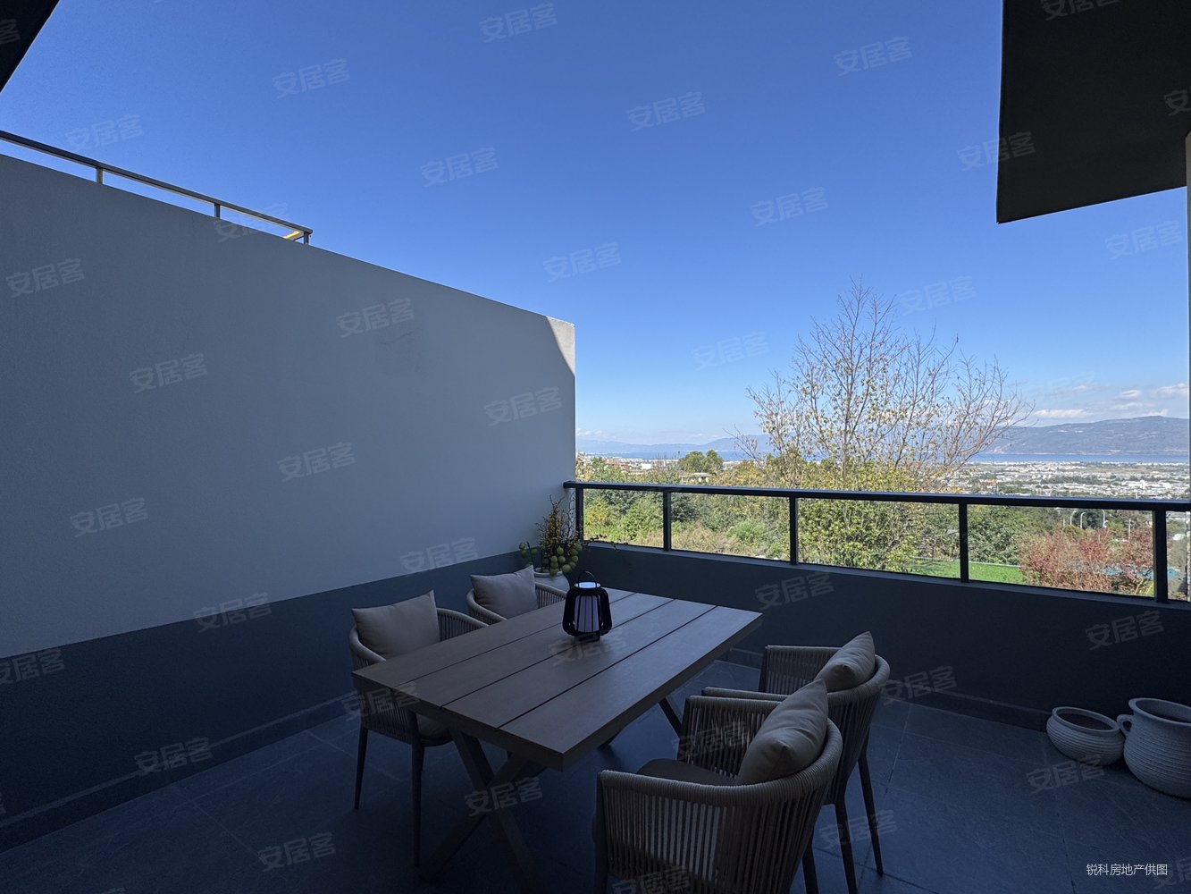 大理的小院子北区2室2厅2卫150㎡南北180万