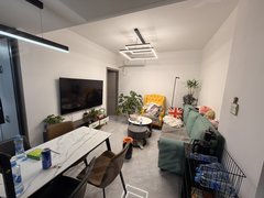 鹰潭月湖月湖城区奥林山水公寓 小套二室一厅 一室一厅精装修家电齐全拎包入住出租房源真实图片