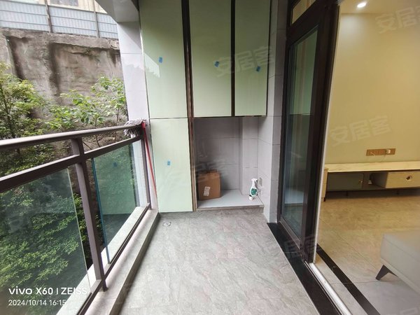 重庆永川万达广场利安凰城御府万达旁可租两房,也可租三房待外阳台