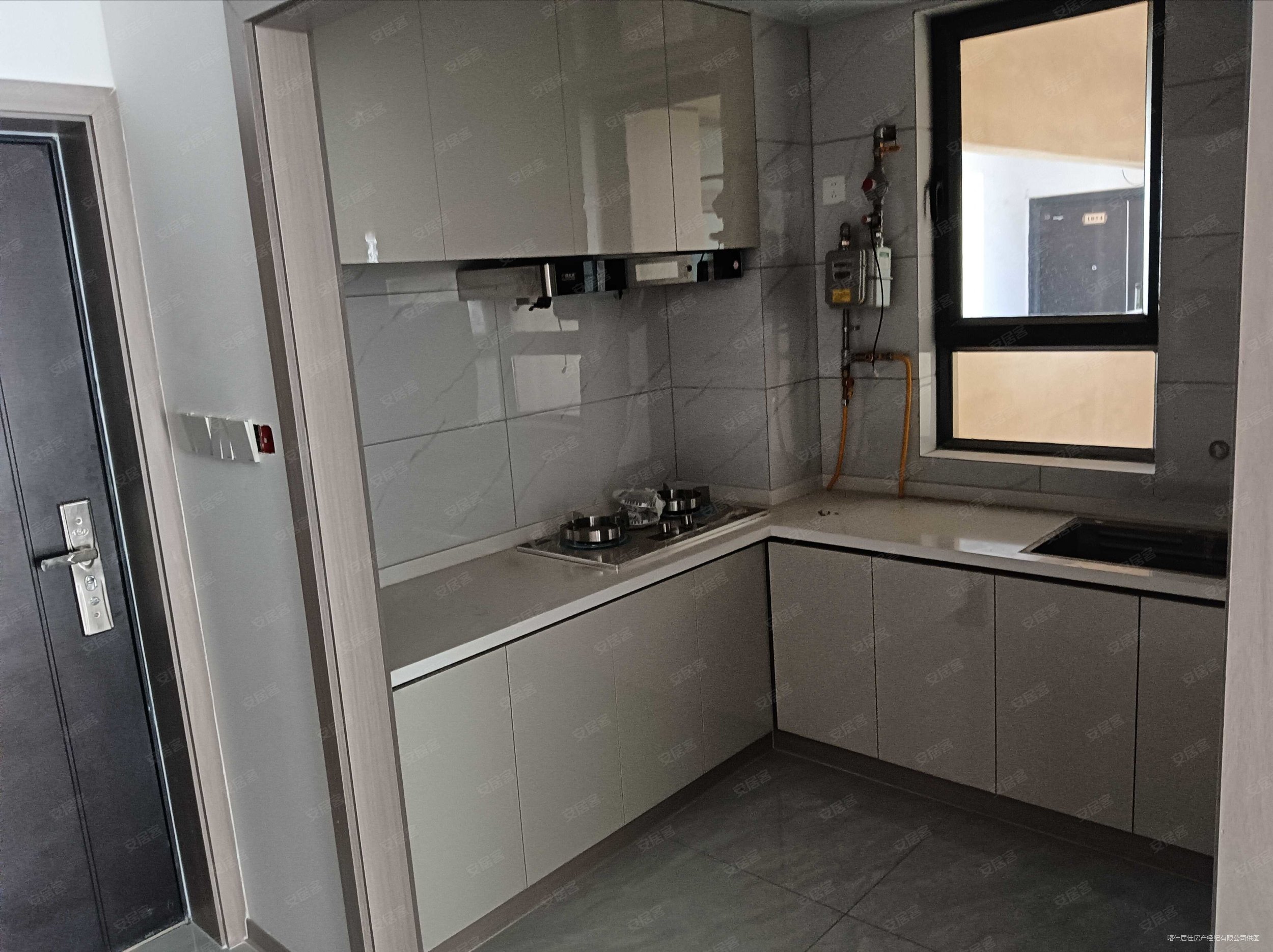 中佑熙悦城3室2厅2卫114㎡南北60万