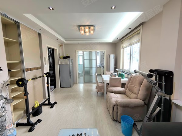 【多图】绿翡翠家园,真如租房,真如东边套朝南大一房两厅 采光好配套