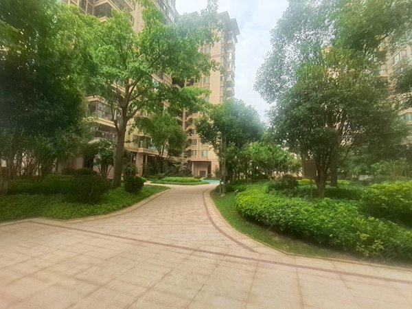 【多图】龙光玖珑湖(二期),五象大道租房,五象湖公园旁 精装四房两厅