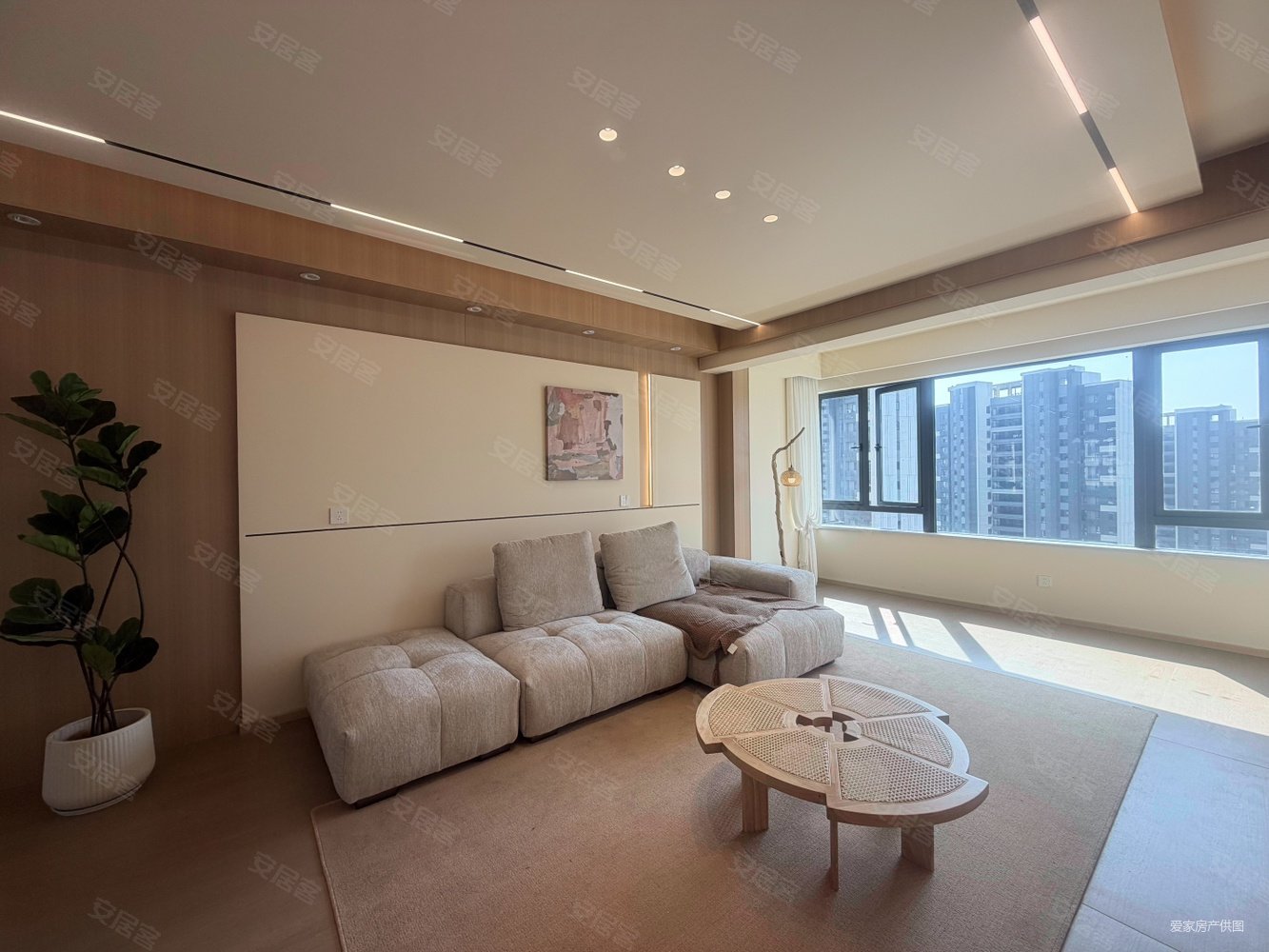 五矿万境水岸(公寓住宅)4室2厅2卫151㎡南北59.8万