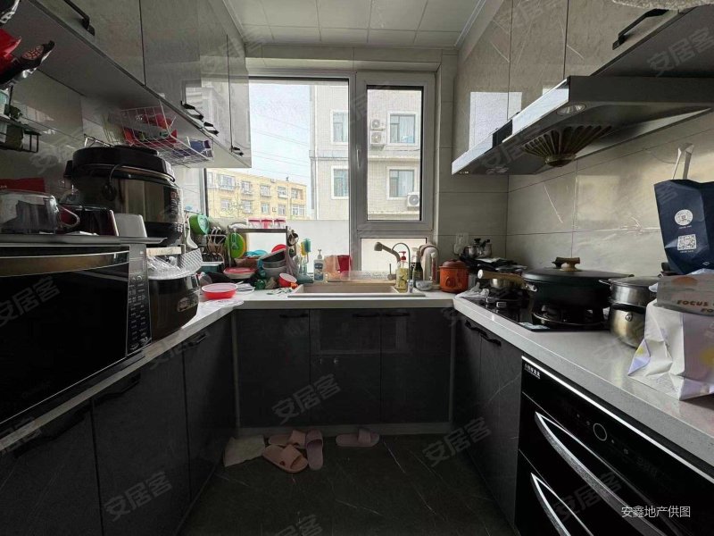 福居家园封闭小区三楼精装修婚房近市场难得好房