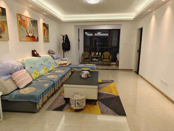 庆阳西峰西峰城区惠风尚院惠风尚院精装3居室干净整洁交通便利出租