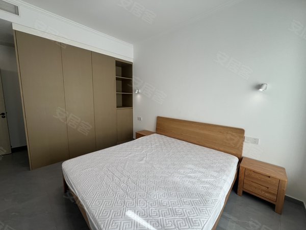 金华永康永康市区阳光城檀悦都市外滩 四室两厅两卫 南北通透 空间宽敞 包物业带车位出租房源真实图片