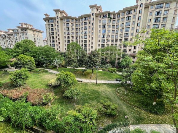 杭州余杭中泰新明半岛(公寓住宅)水岸轩公园里的洋房,禹航路地铁口