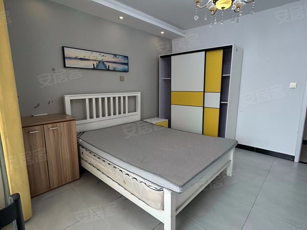 上海浦东川沙心圆西苑迪士尼上班看过来,有班车,交通便利,停车方便