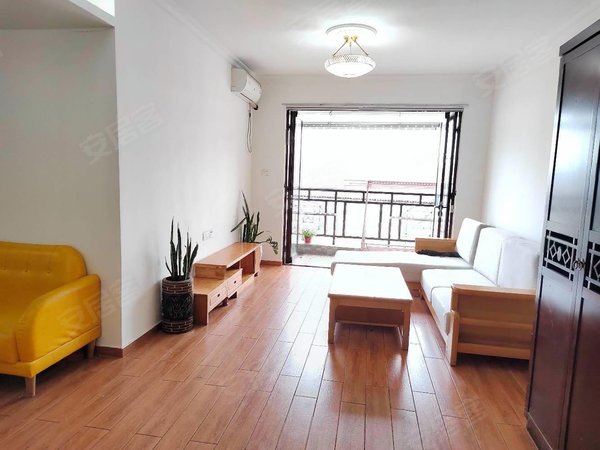 深圳龙华龙华东华苑靠近壹城中心,山姆会员店!厅出阳台大两房一厅!