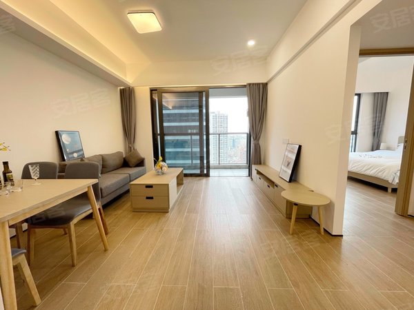 【多图】百瑞达公寓,万科城租房,(已实拍)坂田近地铁精装一房直租,押