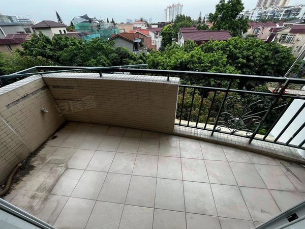 广州番禺大石丽水湾丽水湾 望别墅区 精装三房 可配家具家电 小区舒适