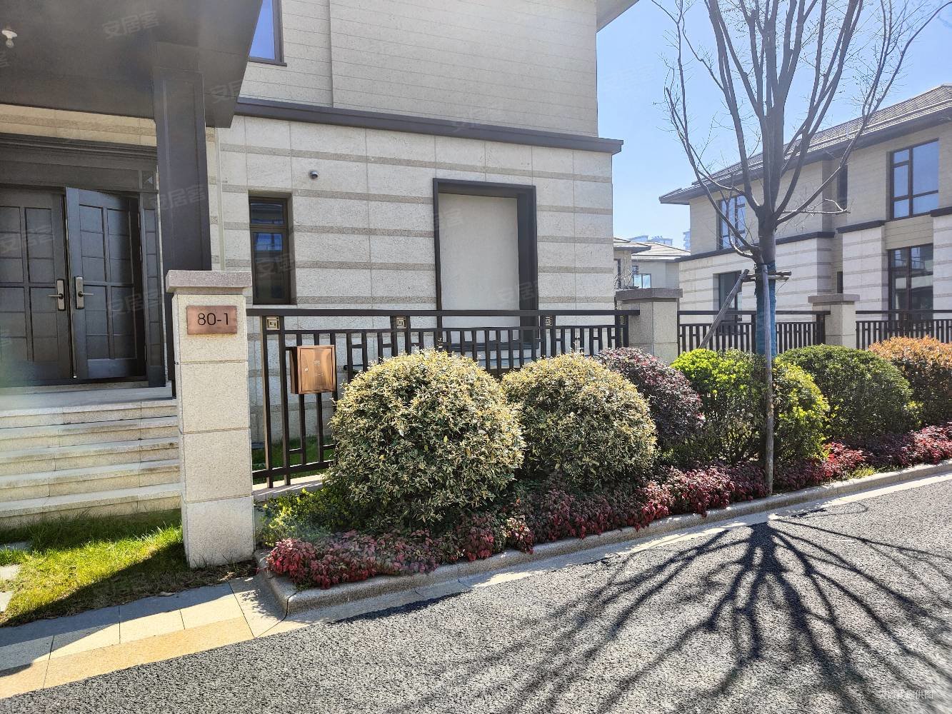 西太湖独栋别墅占地一亩多田出售