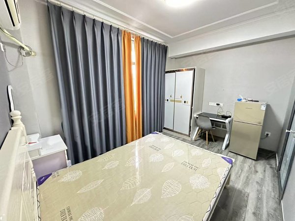 金华东阳东阳市中心东义路251号楼东义路 银泰 浙中商业广场 中天国际学校 停车方便 领包入住出租房源真实图片