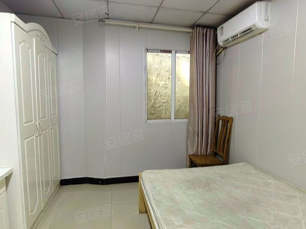 上海宝山淞南上海东海船厂招待所上海东海船厂招待所 1室1厅1卫 精