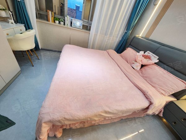 金华东阳东阳江北九龙公馆(别墅)东阳商城 九州汇 人民医院附近 电梯公寓 有带阳台房可选出租房源真实图片