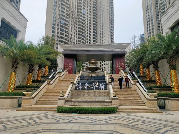 深圳宝安后亭清平华府宝安沙井11号线后亭c口,清平小学对面清平华府