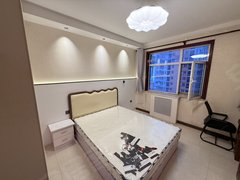 石家庄长安谈固朝南卧室（美女室友）没有杂费月付 临万达 谈固北宋嘉和广场出租房源真实图片