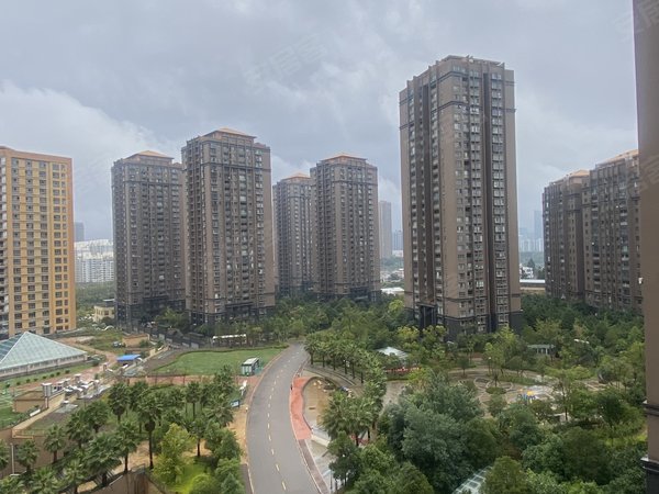 昆明呈贡市政府惠景园惠景园新出 精装两房带车位 家具家电齐全 领包